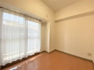 オーラム中島