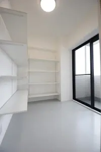プルミエール勝川２