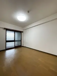 ナイスアーバン鶴ケ谷ヒルズ