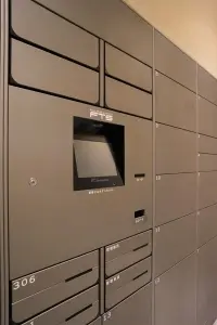 ピアース赤坂