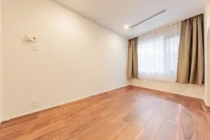 クレストコート砂土原