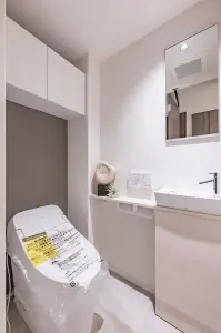 タンクレストイレ