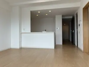 アドグランデ荒井