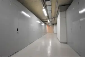 東京マスタープレイス