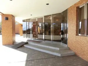 ロワ・ヴェール岡本