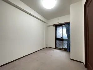 ナイスアーバン鶴ケ谷ヒルズ