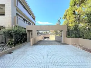 サーパス松栄町