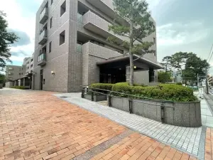 レールシティ甲子園口