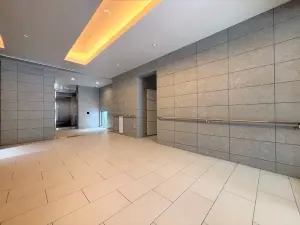 エントランスホール