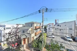 クレヴィア三軒茶屋