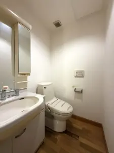 ユーロコート梅ケ丘