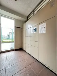 リーデンススクエア八田