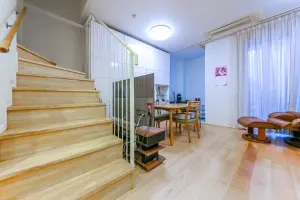 ＬＡＹＥＲＳ　ＨＯＵＳＥ　杉並　善福寺川公園