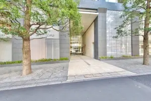 ＴＨＥ　ＣＥＮＴＥＲ　ＴＯＫＹＯ