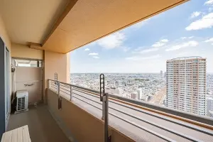 ザ・タワーズ・ウエスト