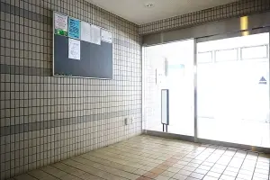 エントランスホール