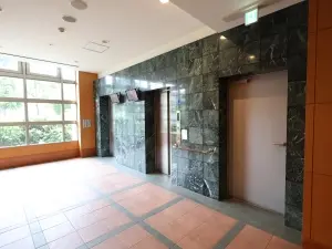 エレベーターは２基ございます