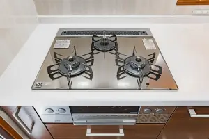 機能面も充実した3口ガラストップコンロ