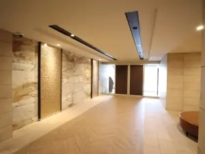 プレサンスロジェ西宮北口門前町テラス