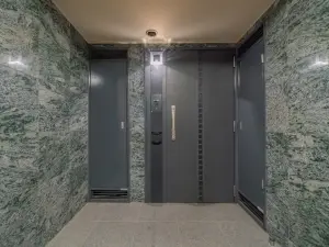 グラーサ銀座イースト