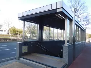 ライオンズヒルズ台原森林公園