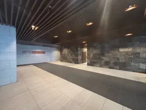 プレミスト茶屋ヶ坂駅前