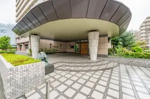 エントランス外観