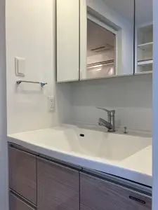 アドグランデ荒井