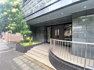 プレサンスロジェ上前津駅前