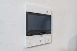 TVモニター付きインターホンで来訪者を確認できます。