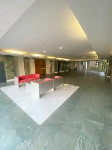 エントランスホール