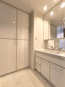 大阪ウエストゲートタワー