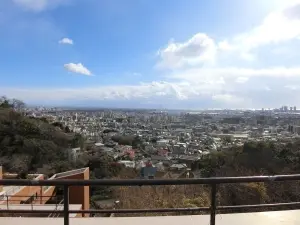 ロワ・ヴェール岡本