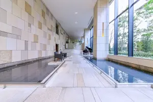 ＧＬＯＢＡＬ　ＦＲＯＮＴ　ＴＯＷＥＲ