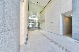ＴＨＥ　ＣＥＮＴＥＲ　ＴＯＫＹＯ