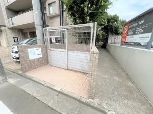 サーパス上杉
