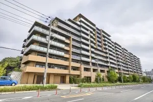 リーフィアレジデンス橋本