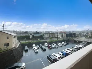 パーク・サンリヤン名島