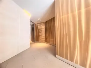 エントランスロビー