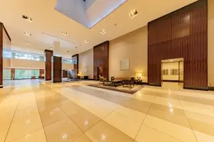 Ｗ　Ｃｏｍｆｏｒｔ　Ｔｏｗｅｒｓ　ＷＥＳＴ