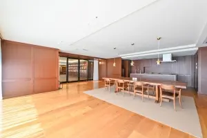 ブランズ横浜
