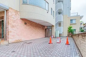 リ・プレゼ恵比寿