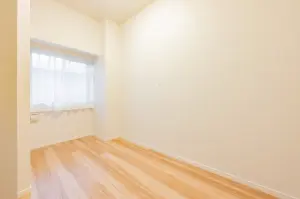 約４．０帖の洋室２