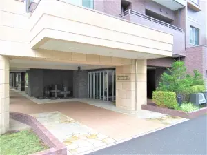 ライオンズマンション美術館通りプロムナード棟