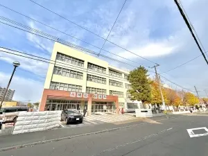 クリーンリバーフィネス元町グランスクエア　ウエストコート