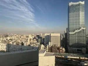 ファーストリアルタワー新宿