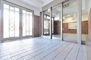 ファーネスト荒江