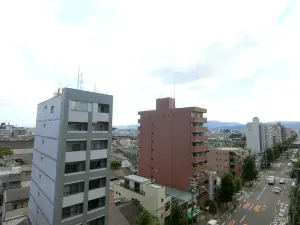 レスポアール四条大宮
