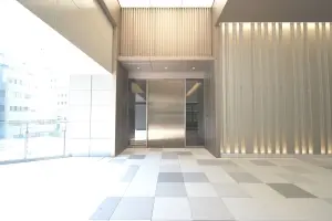 ＷＯＲＬＤ　ＴＯＷＥＲ　ＲＥＳＩＤＥＮＣＥ