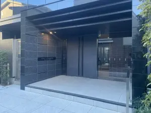 ファインスクェア明大前